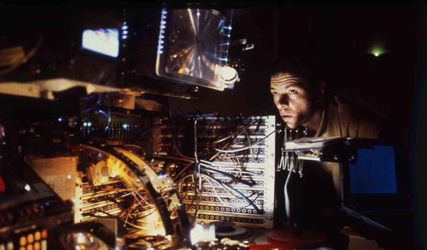 Кадры из Полицейские во времени (1997)