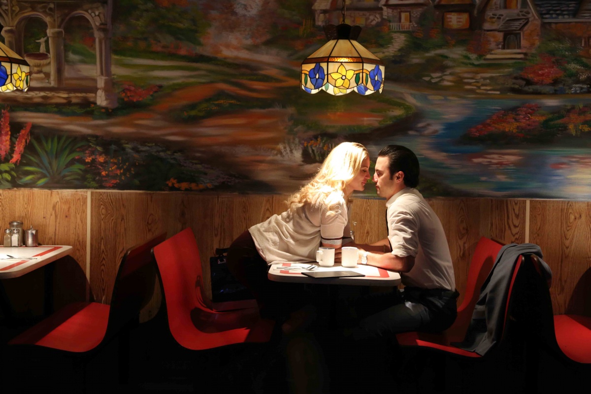 Кадры из Скажи (2014)