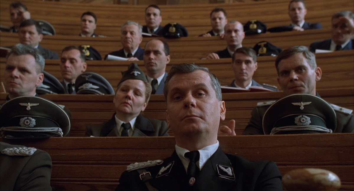 Кадры из Аминь (2002)