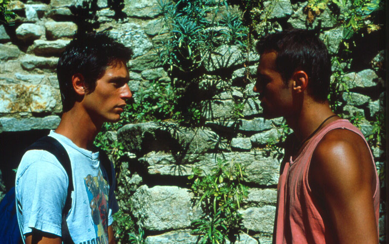 Кадры из Почти ничего (2000)