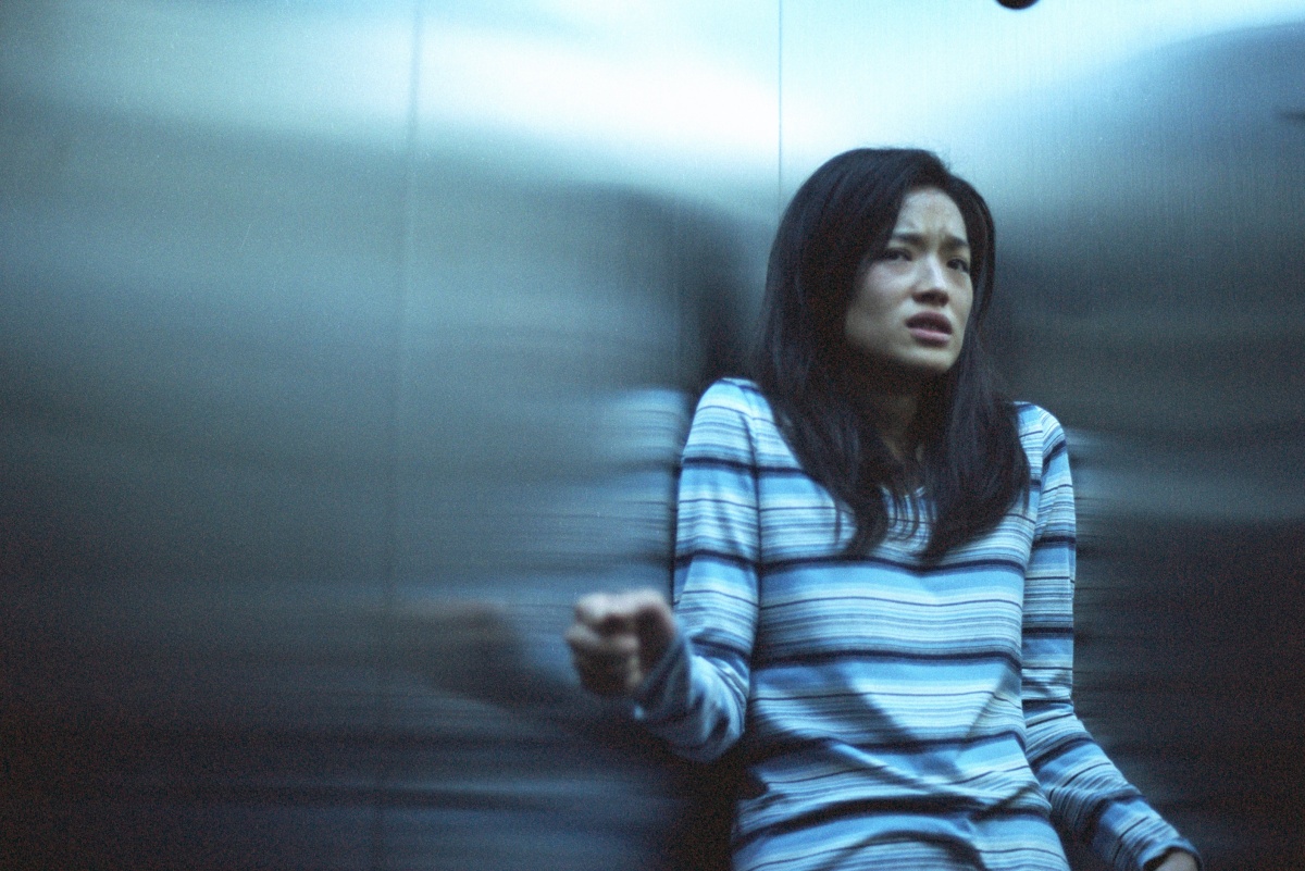 Кадры из Глаз 2 (2004)