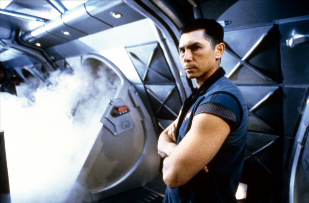 Сверхновая (2000)