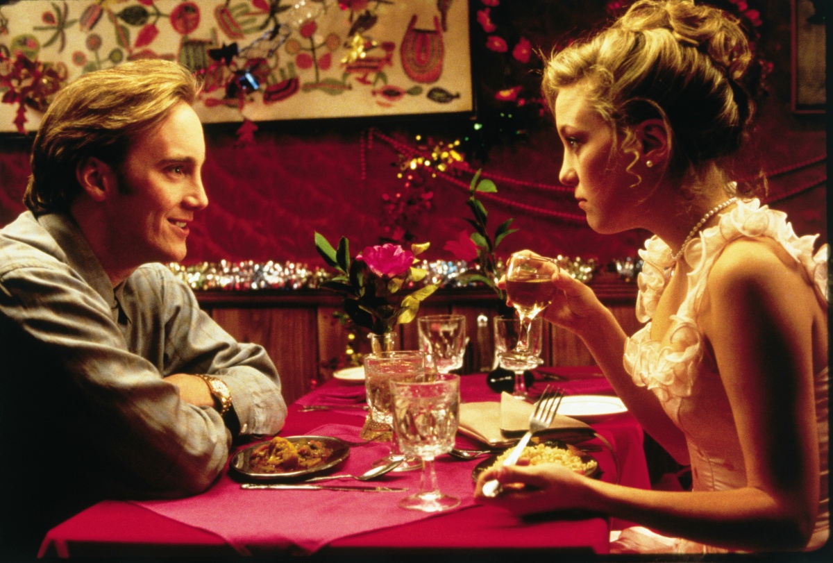 Кадры из 200 сигарет (1999)