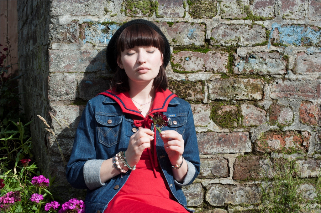 Кадры из Боже, помоги девушке (2014)