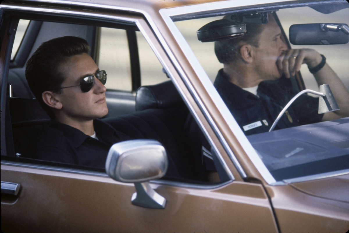 Кадры из Цвета (1988)