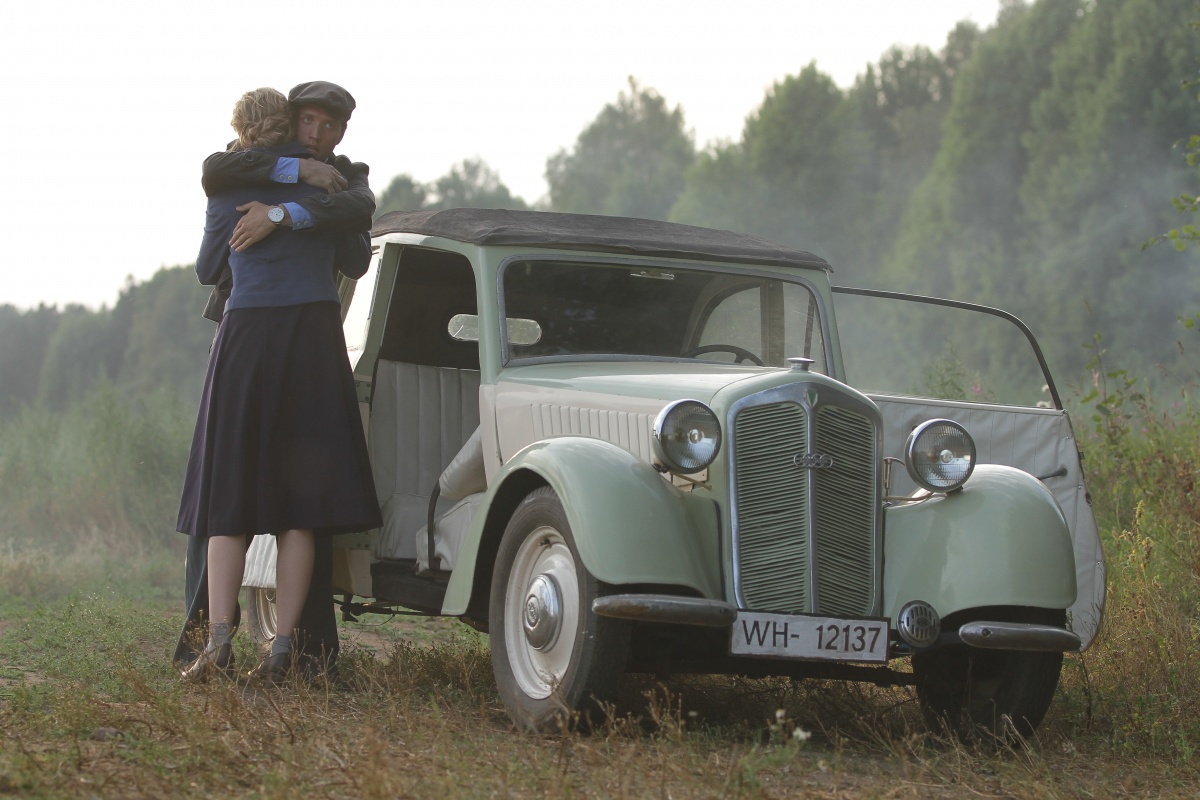 Кадры из Фронт (2019)