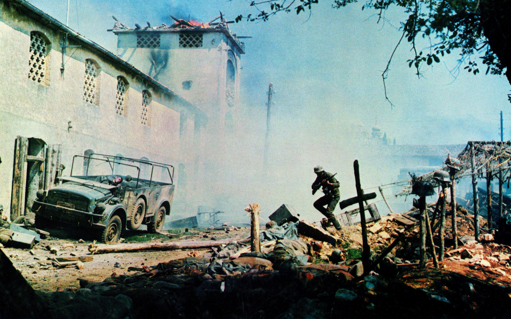 Кадры из Штайнер: Железный крест (1977)