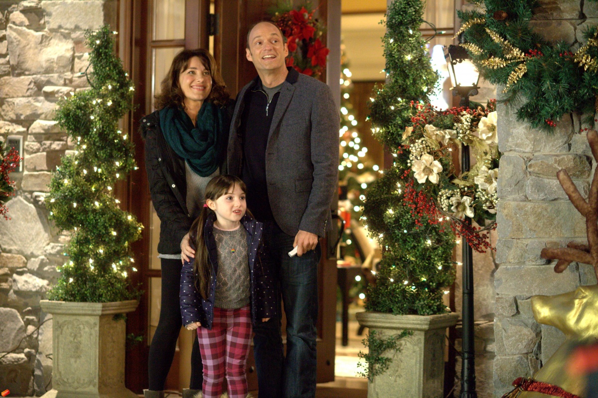 Кадры из Подарок на Рождество 2 (2014)