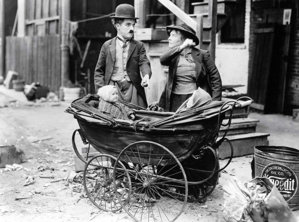 Кадры из Малыш (1921)