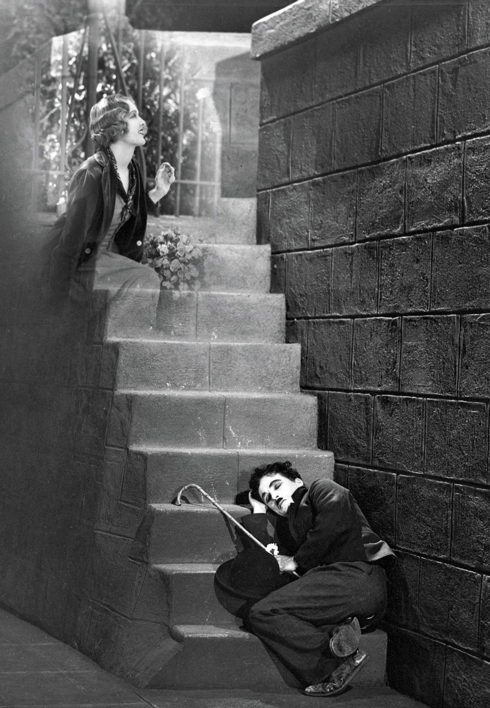 Кадры из Огни большого города (1931)