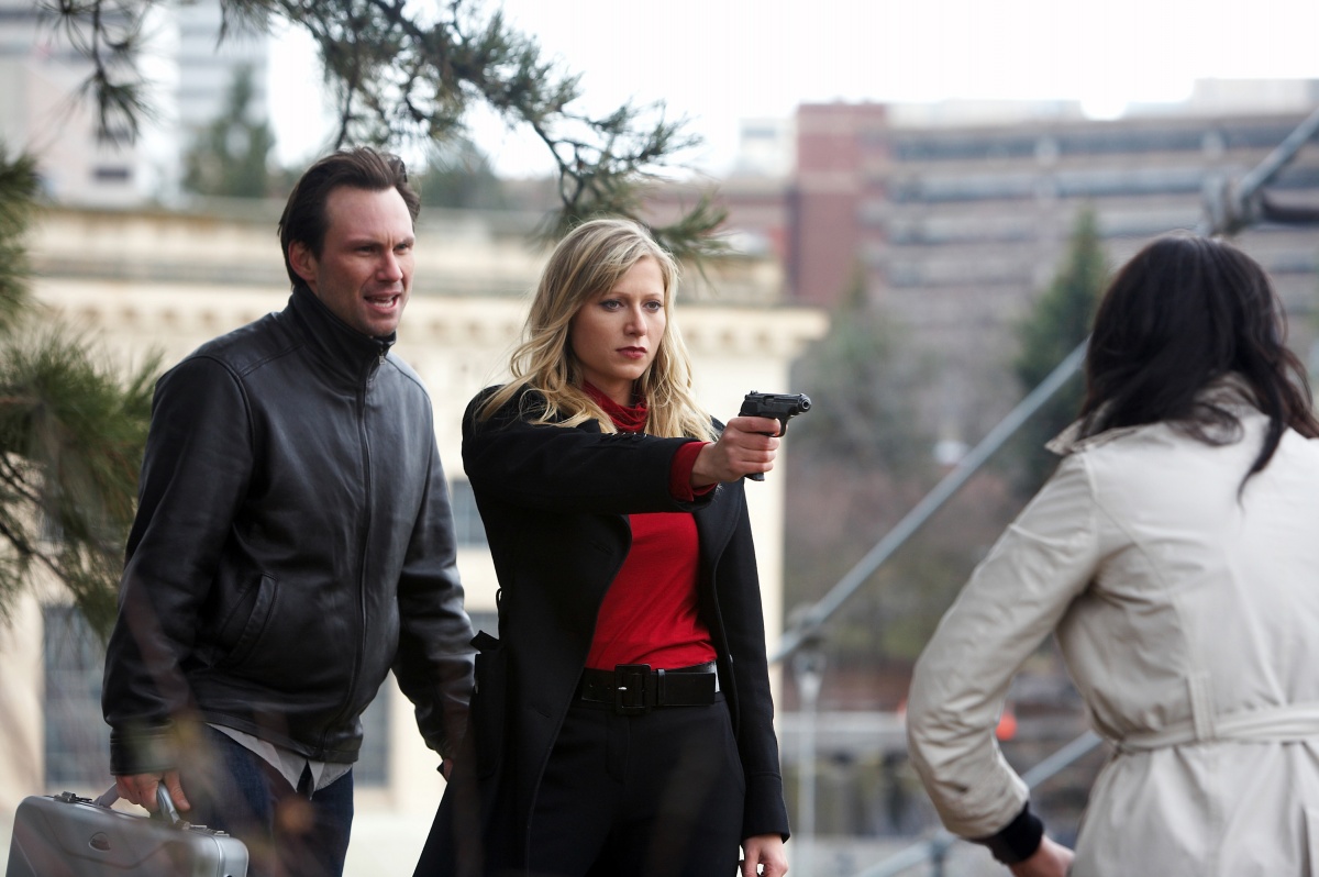 Кадры из Ложь и иллюзии (2009)