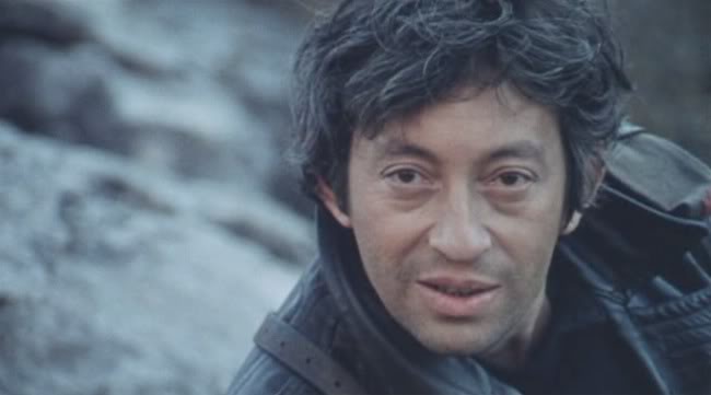 Кадры из Девятнадцать девушек и один моряк (1971)