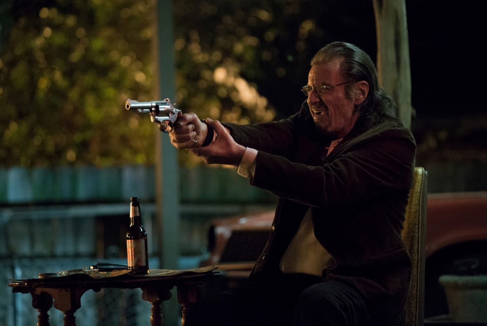 Кадры из Манглхорн (2014)