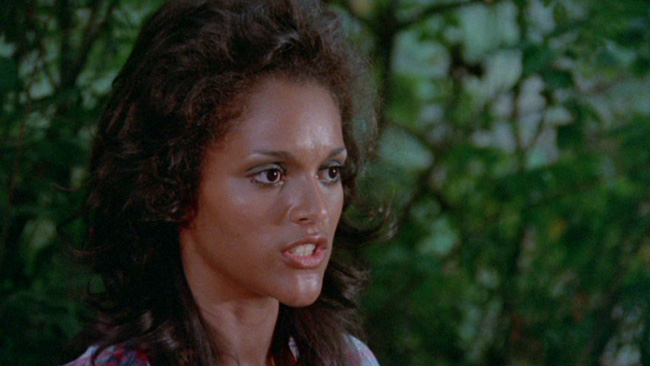 Кадры из Женская тюрьма (1976)