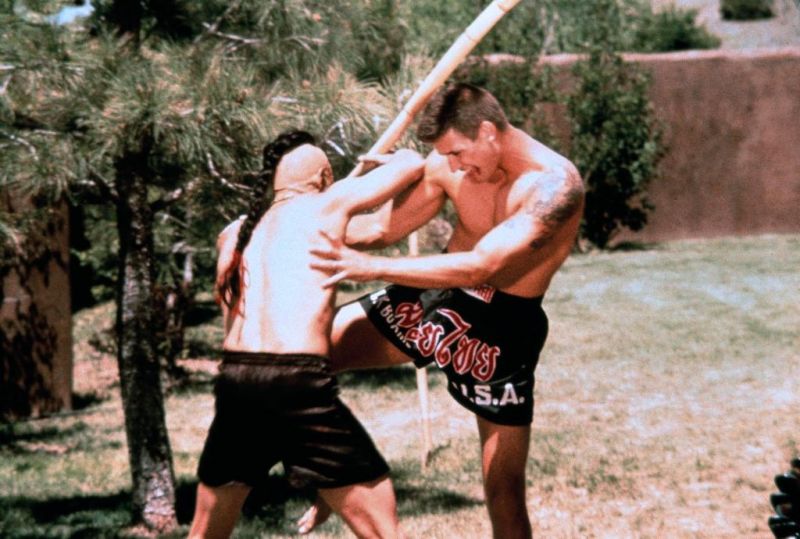 Кадры из Кикбоксер 4: Агрессор (1994)