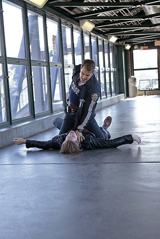 Кадры из Везунчик (2013)