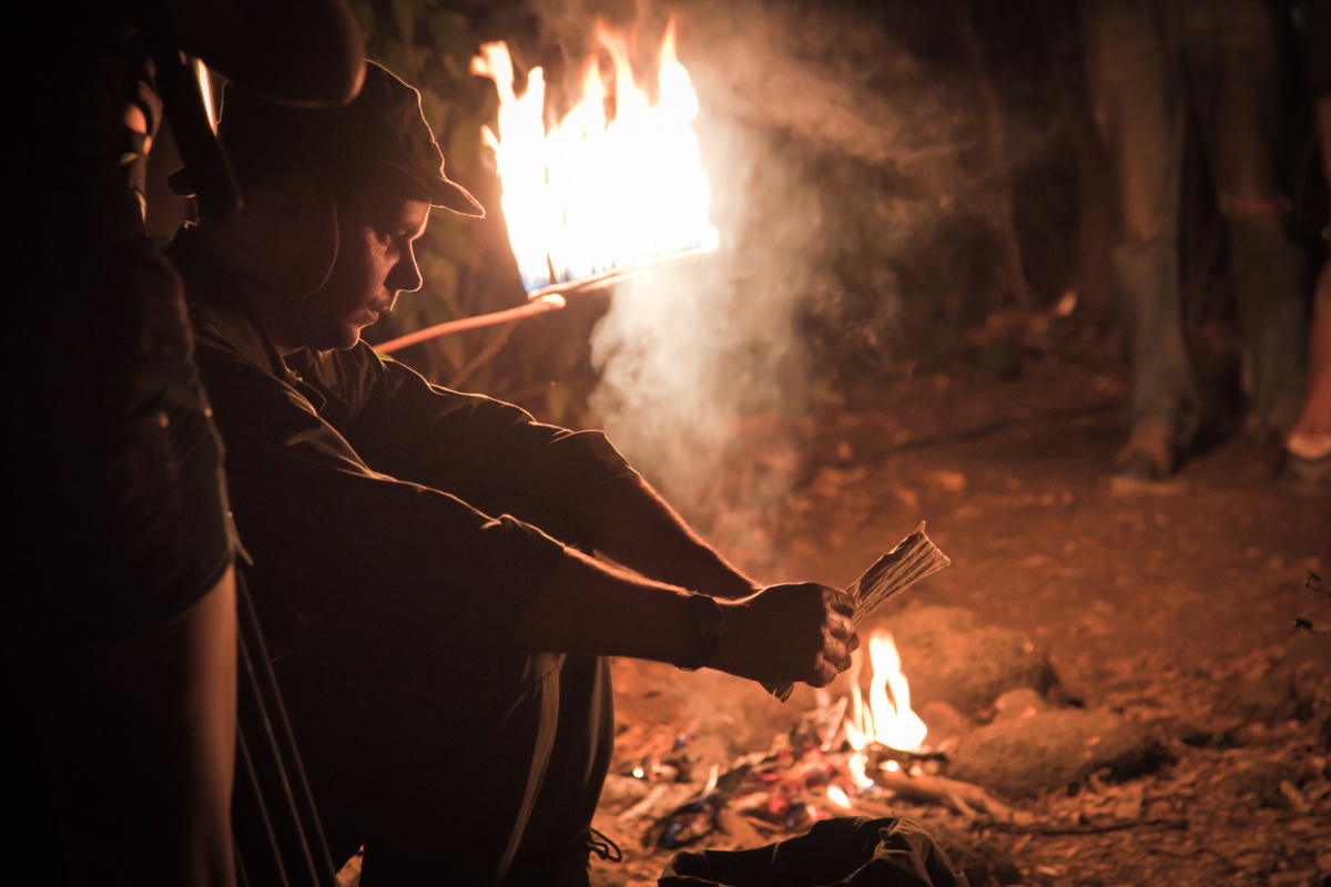 Кадры из Чужая война (2015)