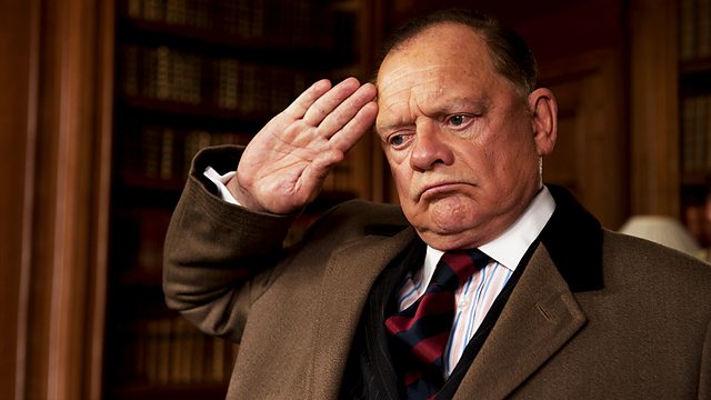 Кадры из Королевский телохранитель (2011)