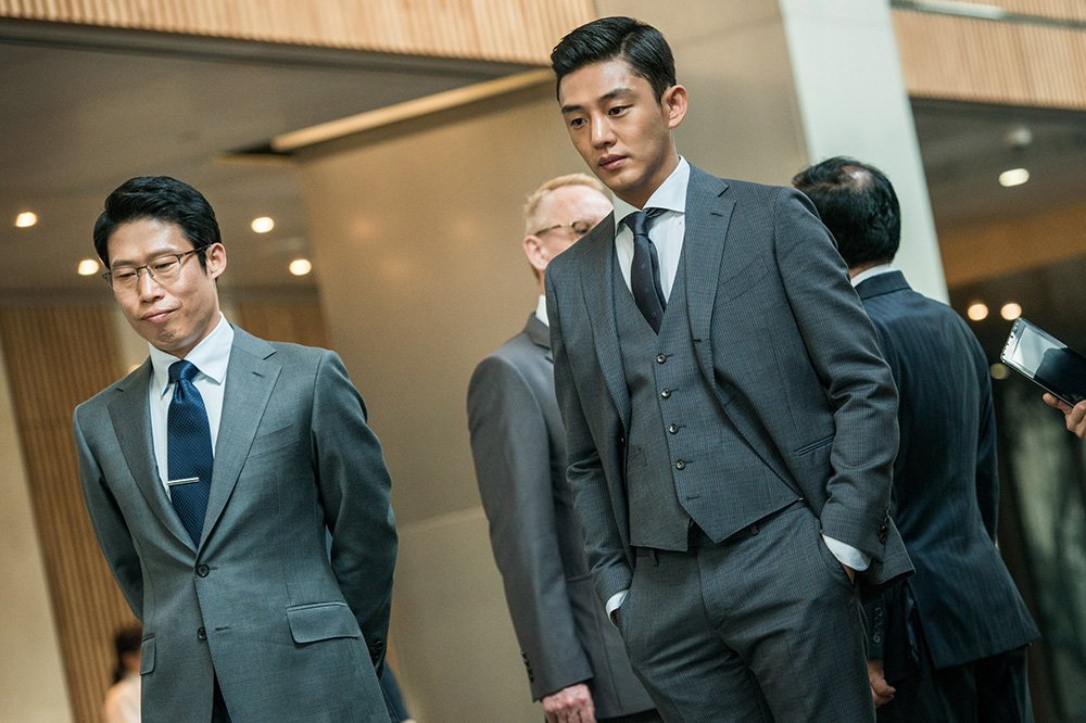 Мститель: Охота началась (2015)