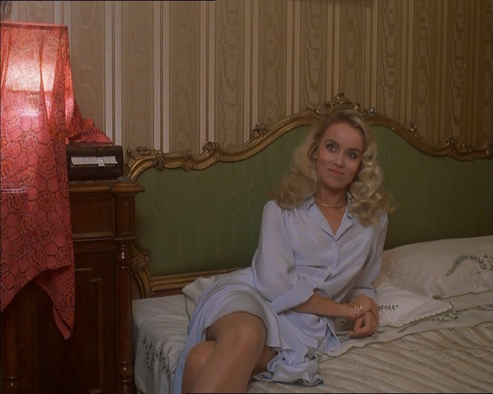 Кадры из Заколдованный дом (1982)