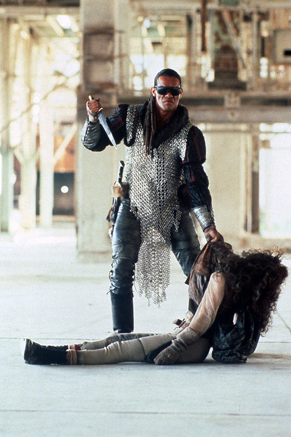 Кадры из Киборг (1989)