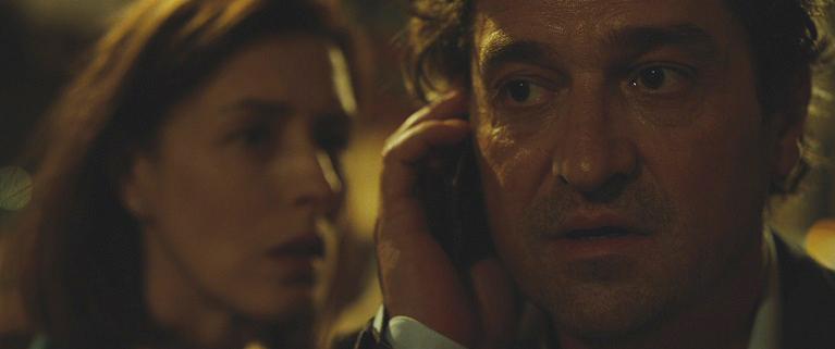 Кадры из Тадж-Махал (2015)