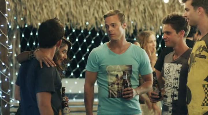 Кадры из Местный (2014)