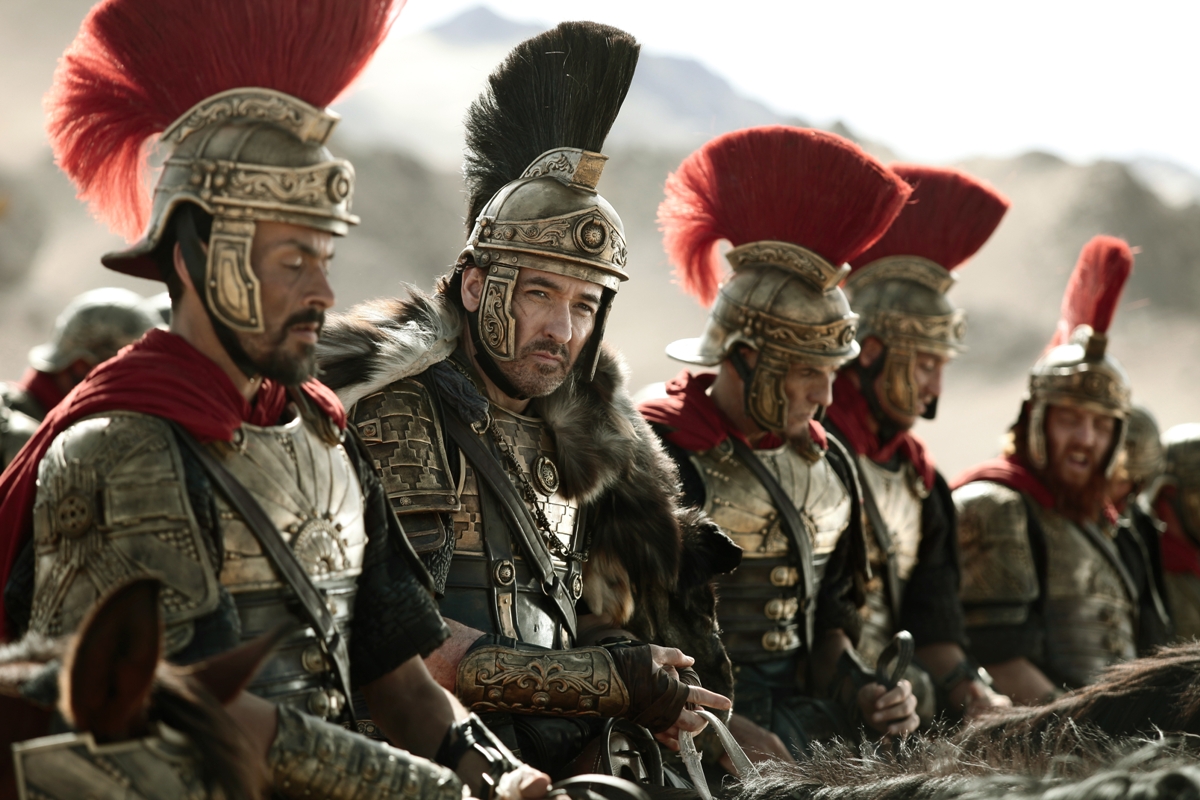 Кадры из Меч дракона (2015)