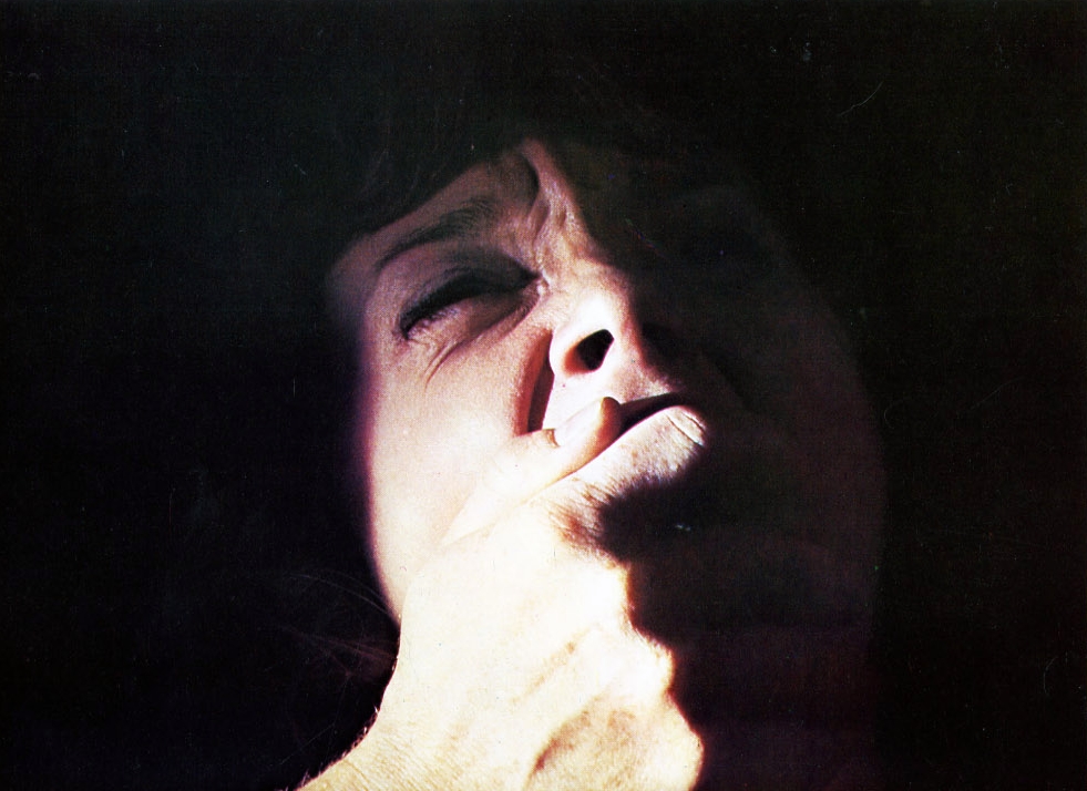 Кадры из Безумие (1972)