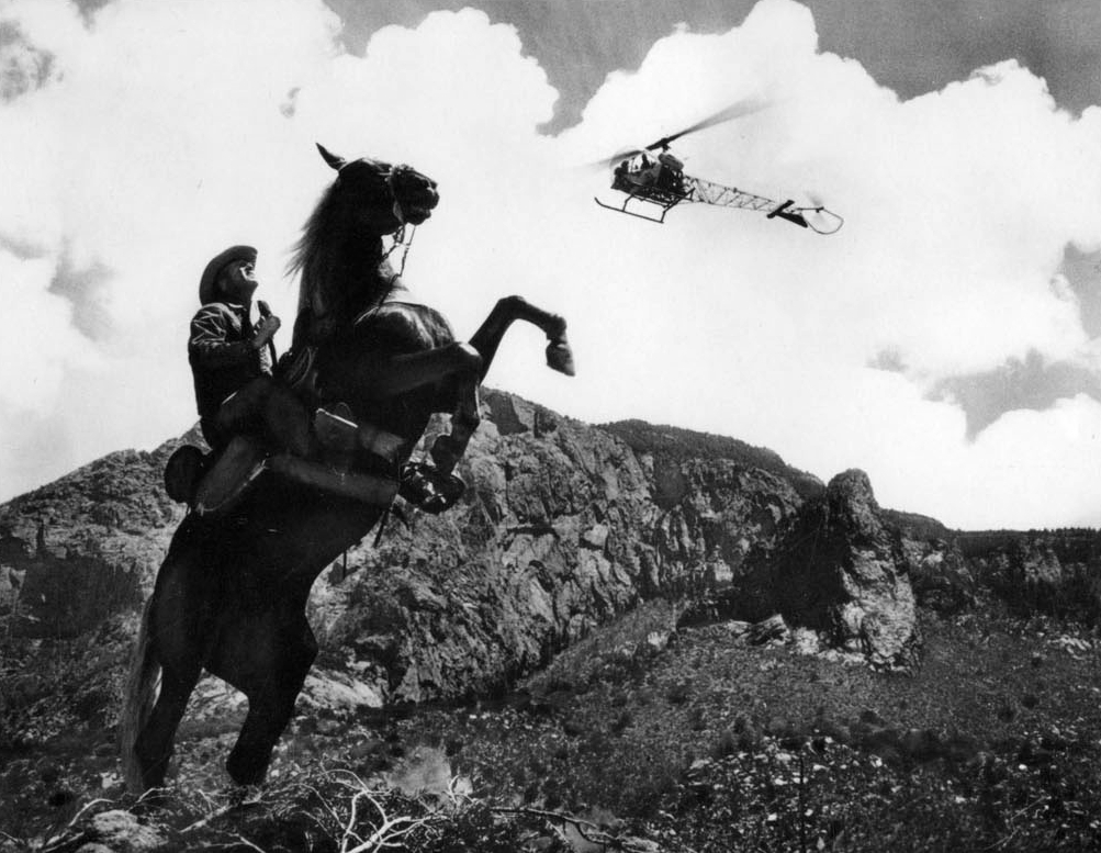 Кадры из Одинокие отважны (1962)