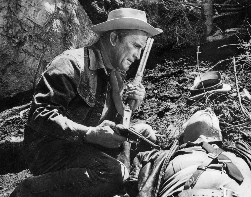 Кадры из Одинокие отважны (1962)