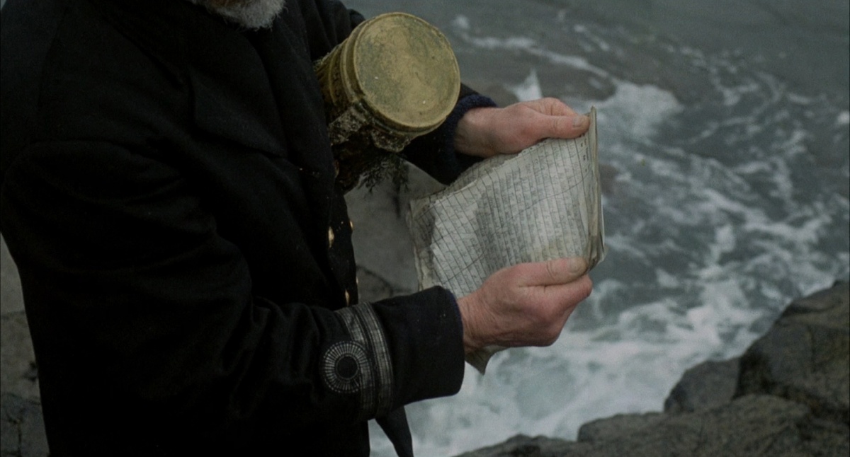 Кадры из Земля, забытая временем (1974)