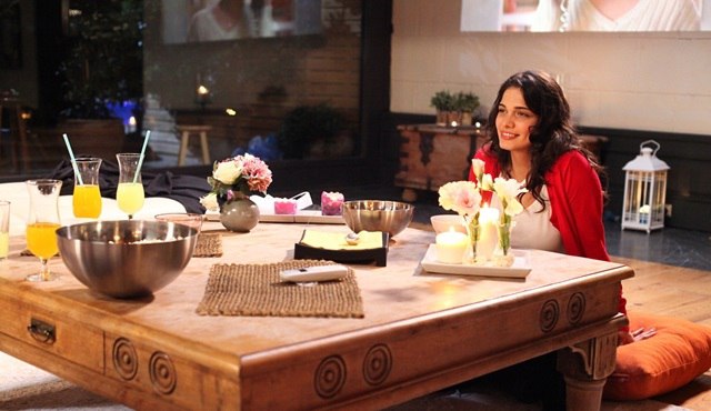 Кадры из Милые обманщицы (2016)