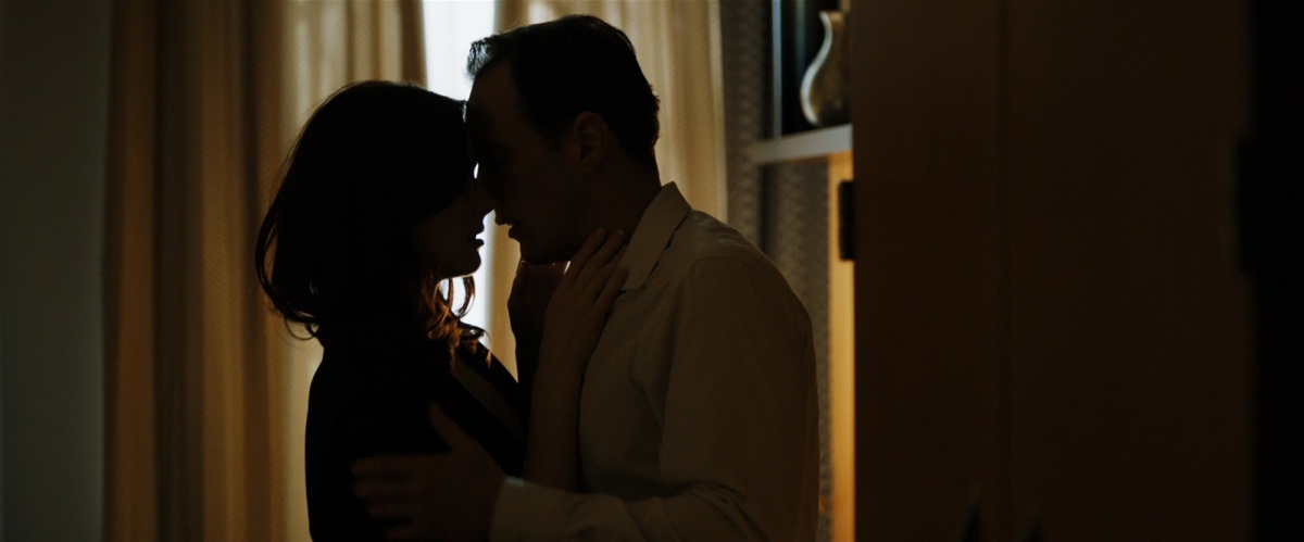 Кадры из Молния (2015)