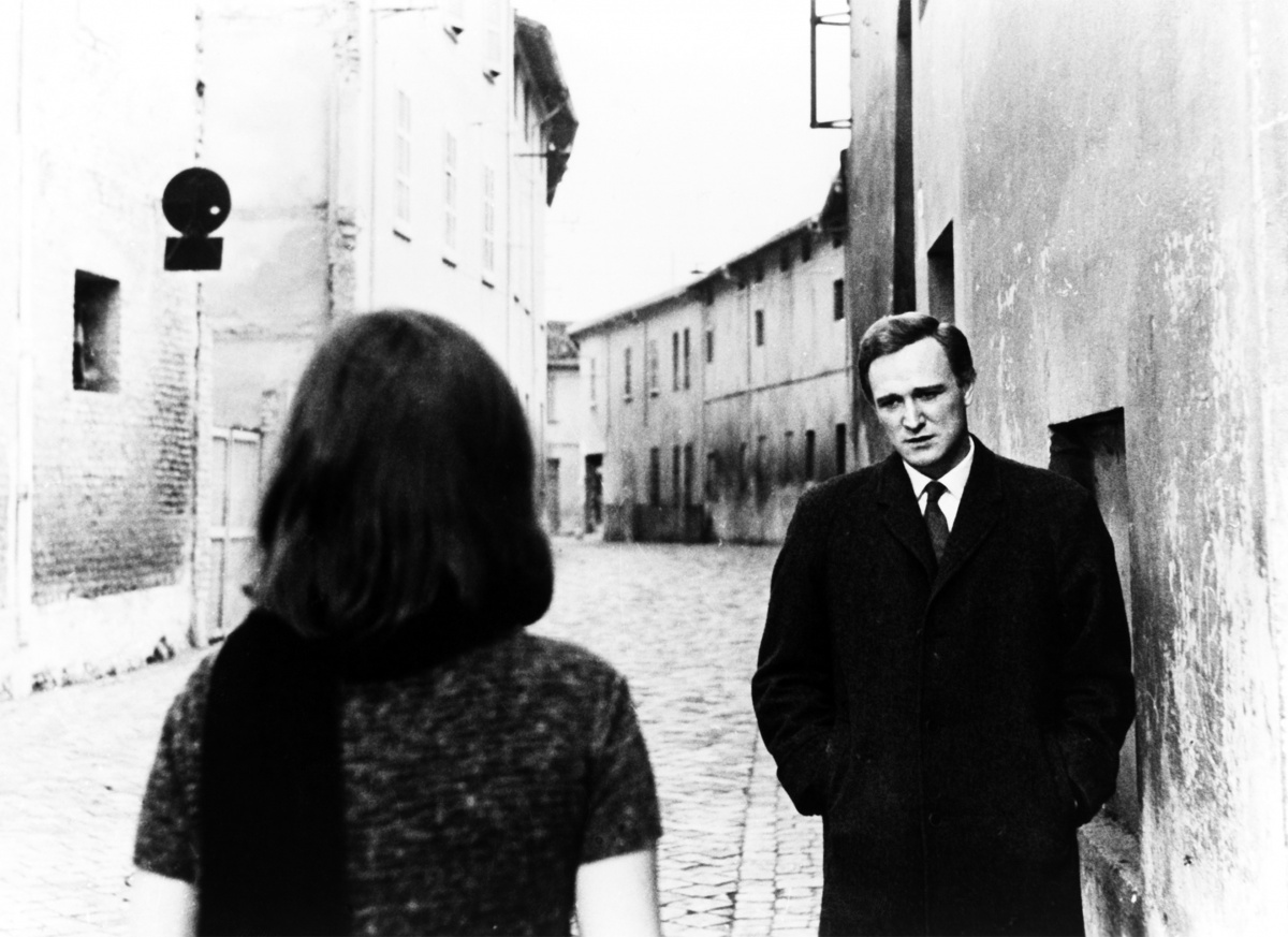 Кадры из Красная пустыня (1964)