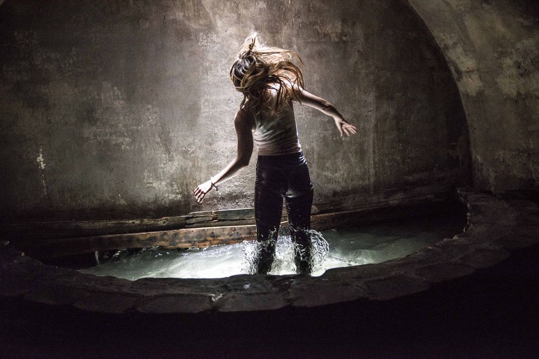 Кадры из Заброшенные (2015)