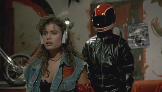 Кадры из Добро пожаловать на каникулы (1989)