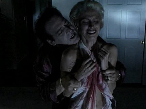 Кадры из Кровавый душ (2004)