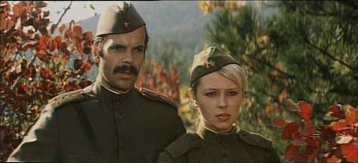 Кадры из Крепость (1979)