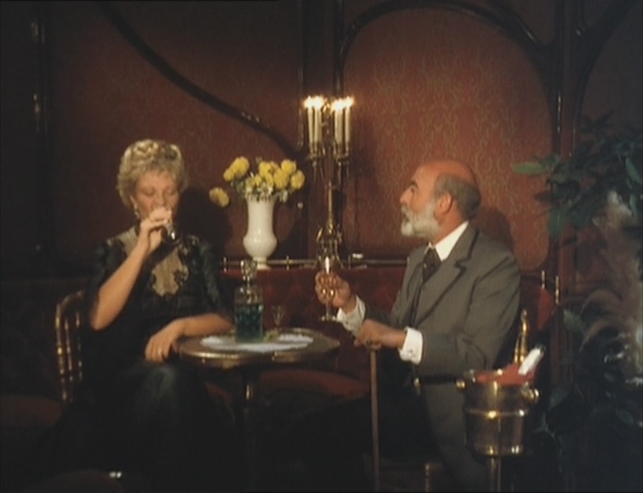 Кадры из Черная Венера (1983)