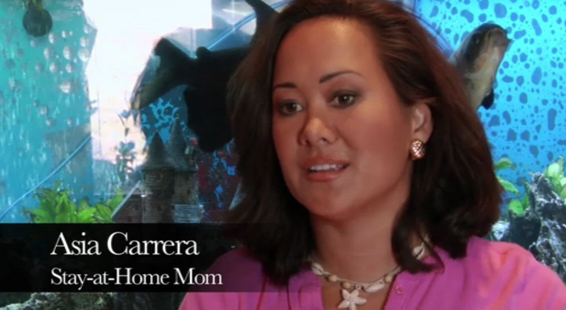 Кадры из Жизнь после карьеры в порно (2012)