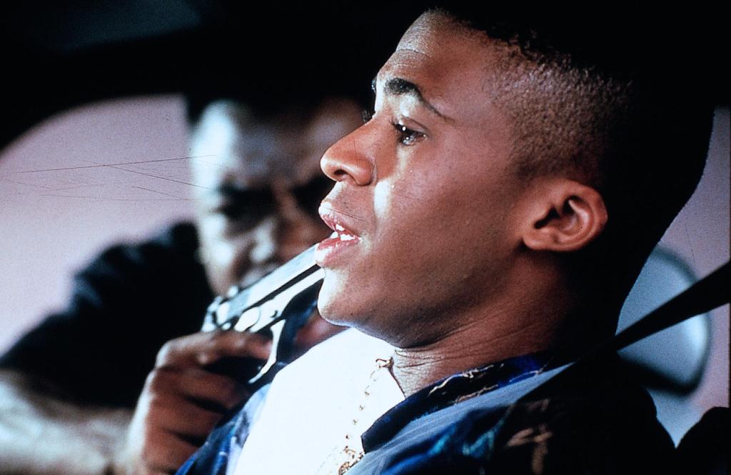 Кадры из Угроза для общества (1993)