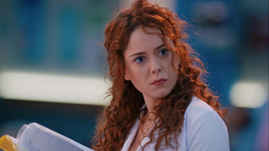 Кадры из Срочно ищем любовь (2015)