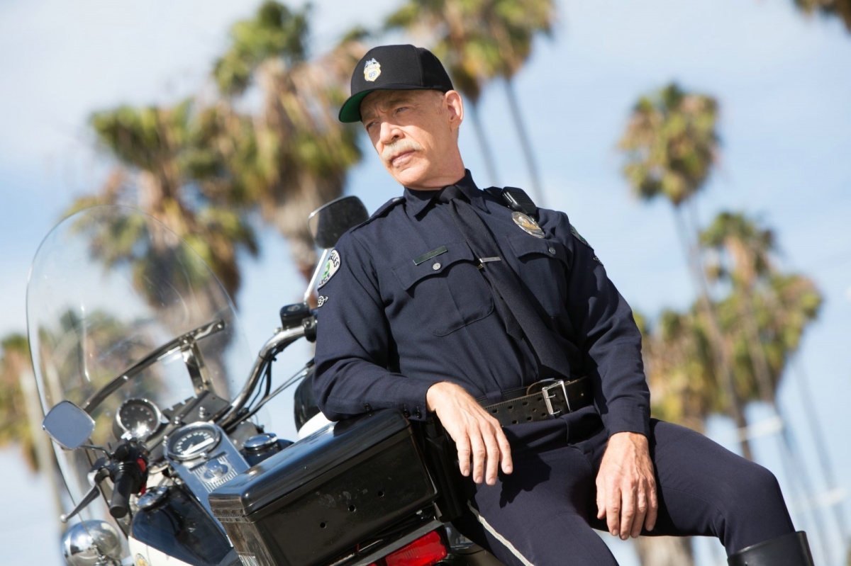 Кадры из Надоеда (2015)