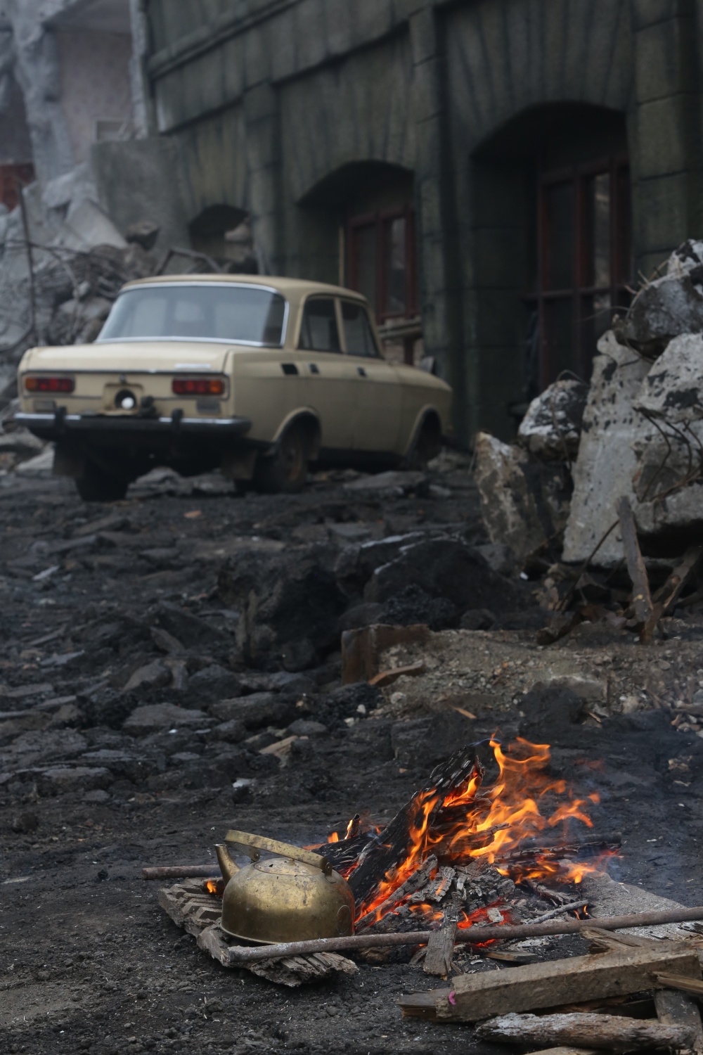 Кадры из Землетрясение (2016)