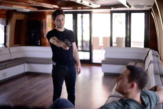 Кадры из В ожидании Солнца (2013)