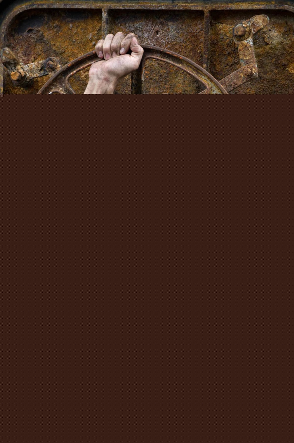 Кадры из Затаившись (2015)