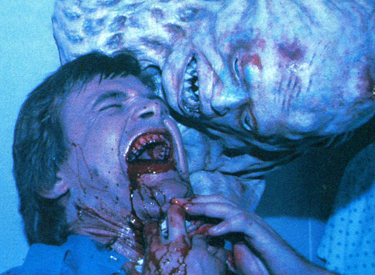 Кадры из Существо в корзине 2 (1990)