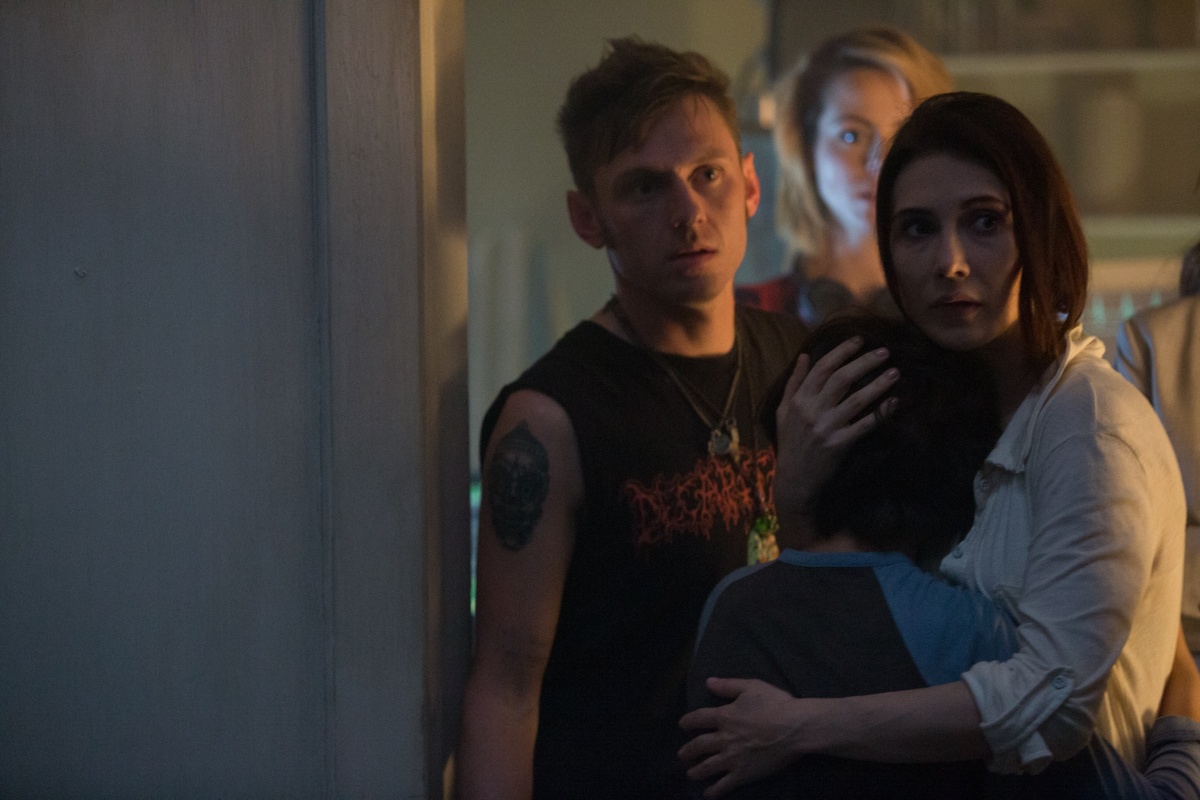 Кадры из Инкарнация (2016)