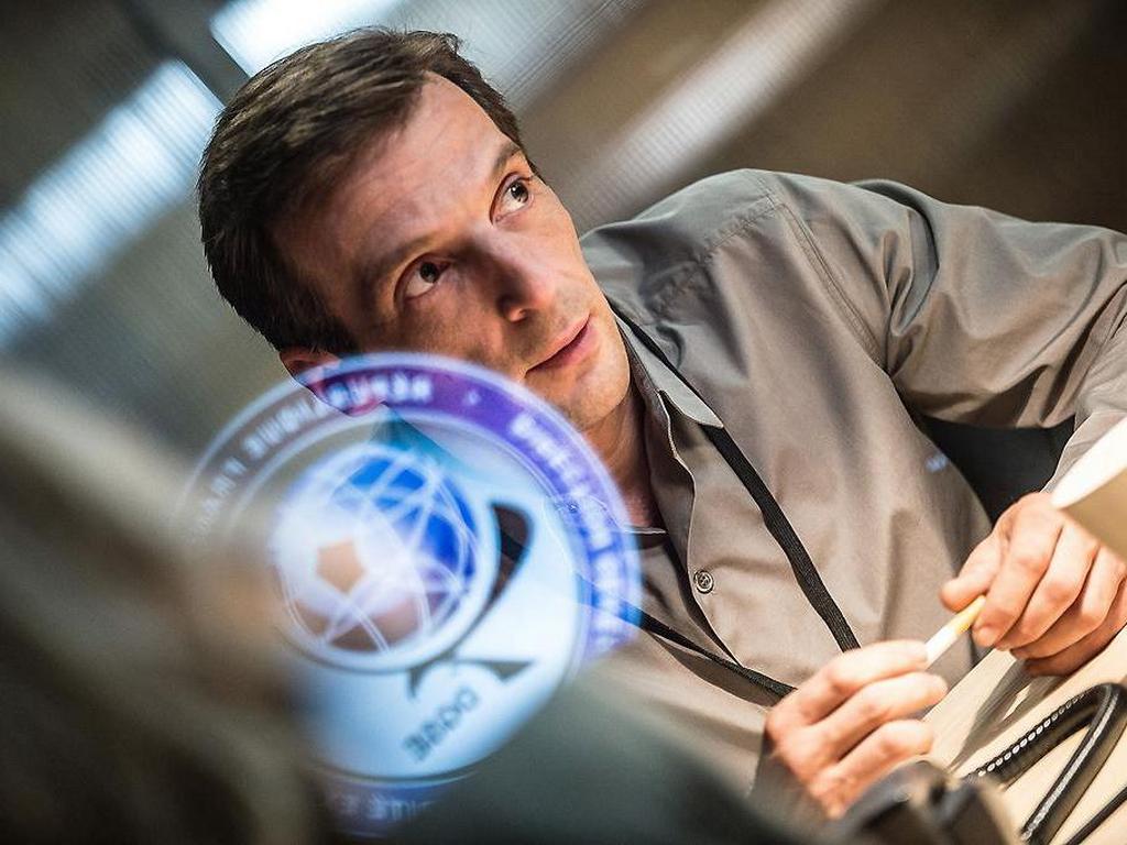 Кадры из Бюро легенд (2017)